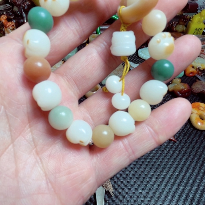 滴血莲花菩提把件