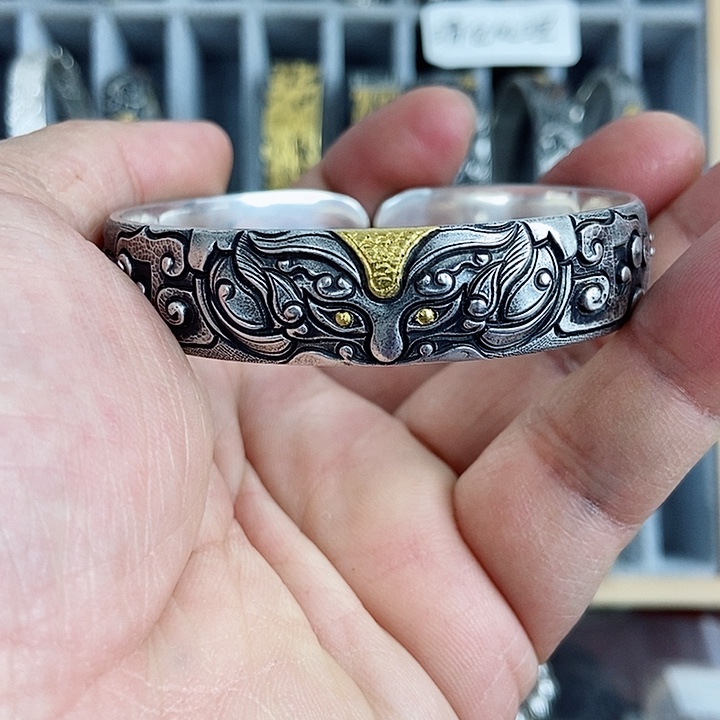 无足银人****3饕餮足银手镯