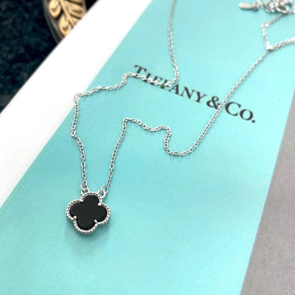 链子925银 四叶草女款简约坠链纯银项链时尚百搭轻奢锁骨链吊坠