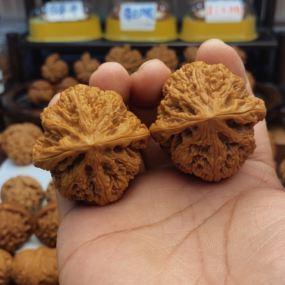 文玩核桃把件45尺 大粗筋 8