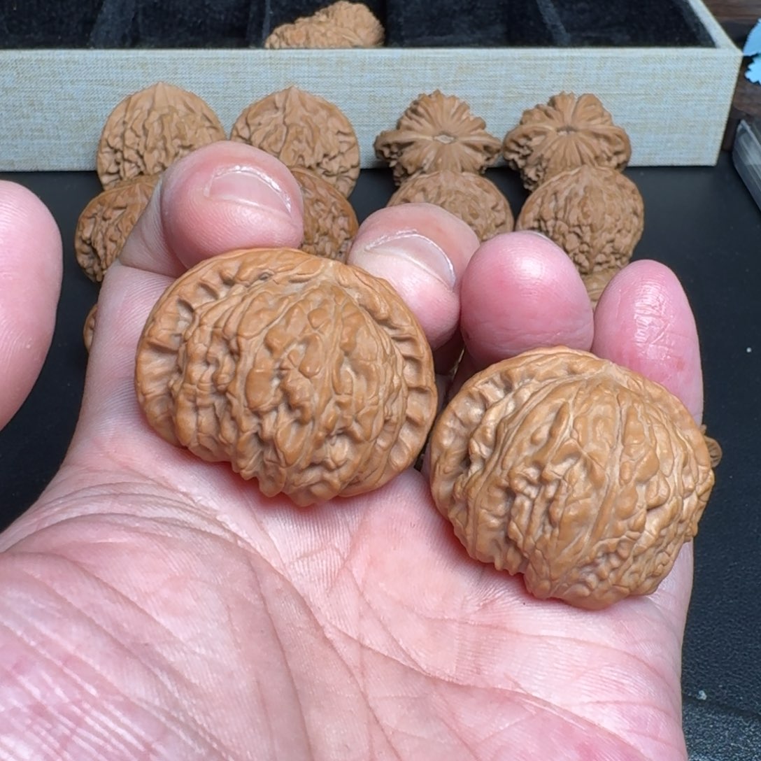 把件文玩核桃全品球白 尺寸37+