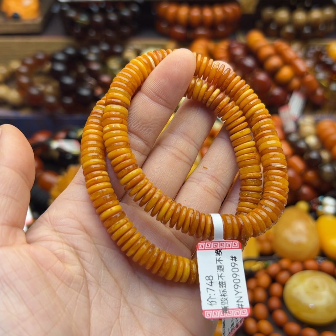 琥珀珠宝奇石未镶嵌多样性发其一