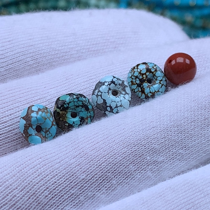 南红玛瑙未镶嵌珠宝奇石