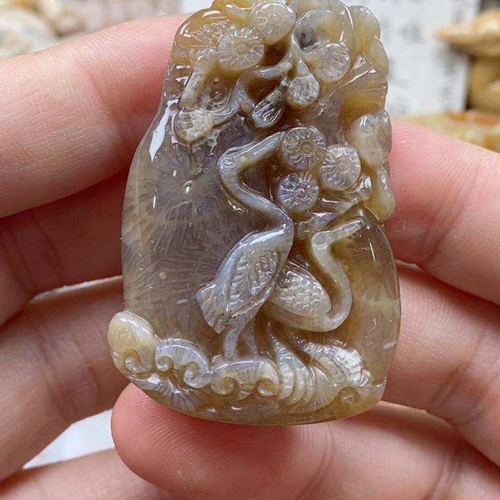 硅化珊瑚（珊瑚玉）颈饰未镶嵌