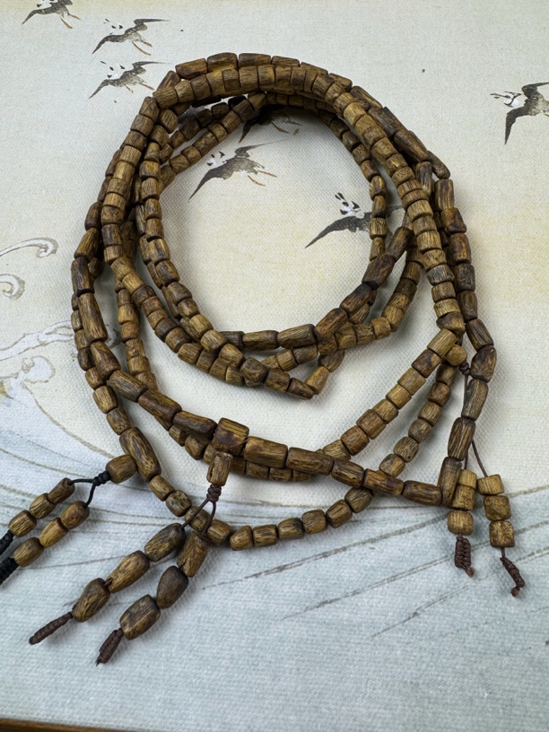 E001奇楠沉香桶珠多圈17g多样性发一