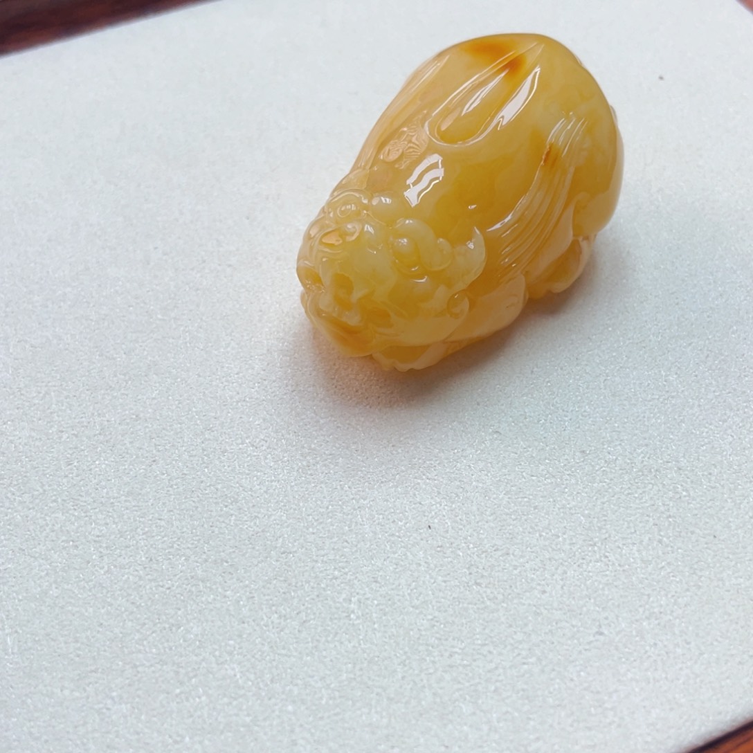 琥珀未镶嵌吊坠(赠链)蜜蜡吊坠27.1克