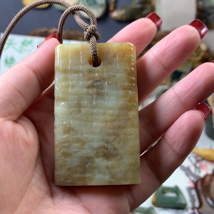 岫岩老玉（透闪石质玉）挂件未镶嵌