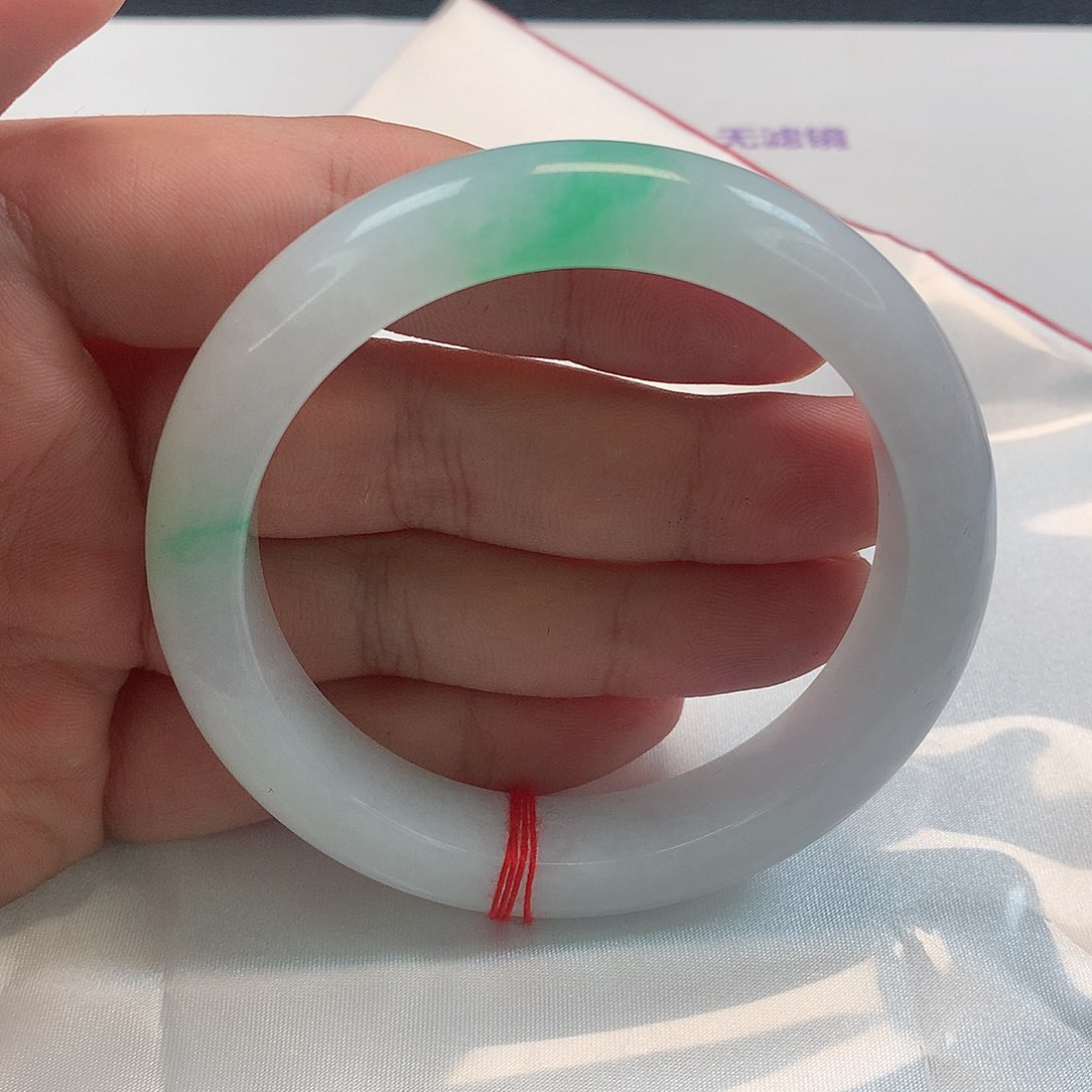 翡翠手镯未镶嵌302号