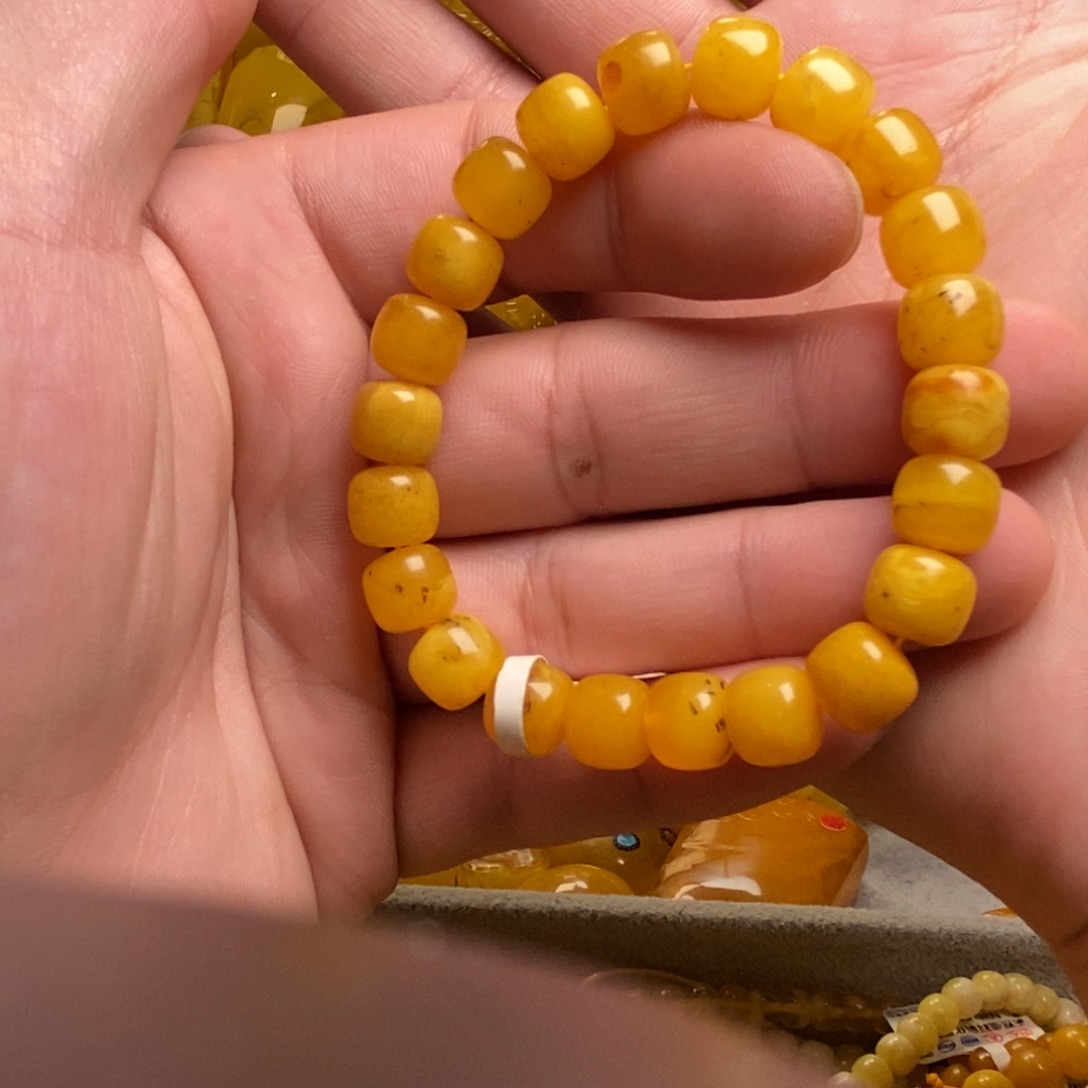 琥珀未镶嵌裸石蜜蜡