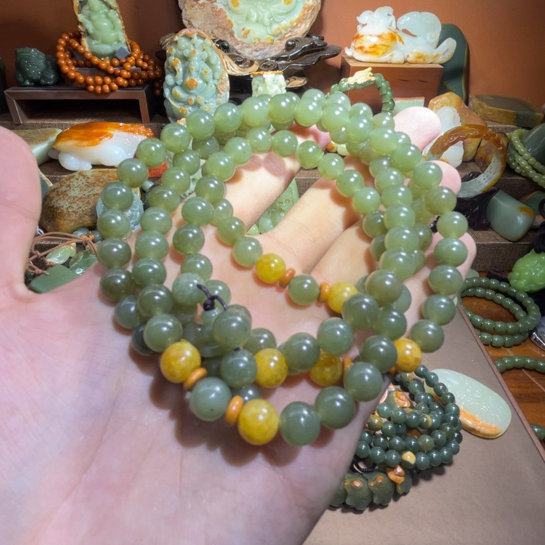 透闪石质玉108卡8未镶嵌才*