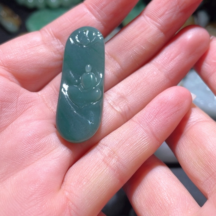 【闪购商品】翡翠颈饰未镶嵌天然翡翠