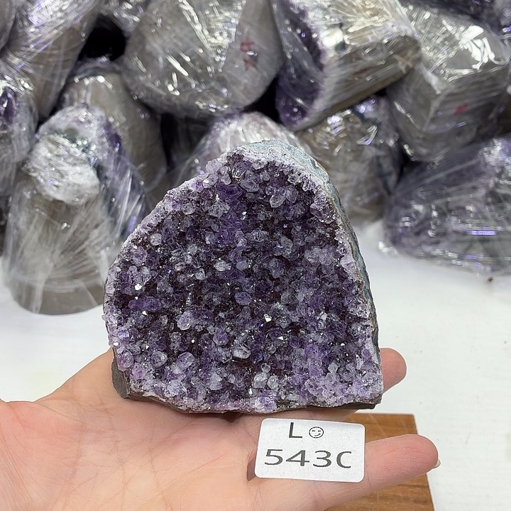 水晶摆件未镶嵌天然紫水晶