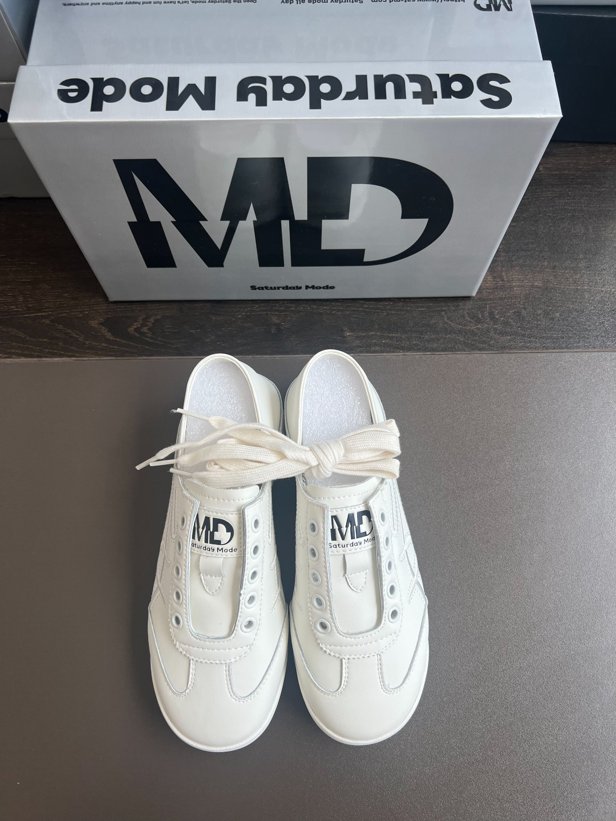 品牌正品 MD 真皮平底鞋春季新款休闲鞋轻便阿甘鞋  MDD2111E05