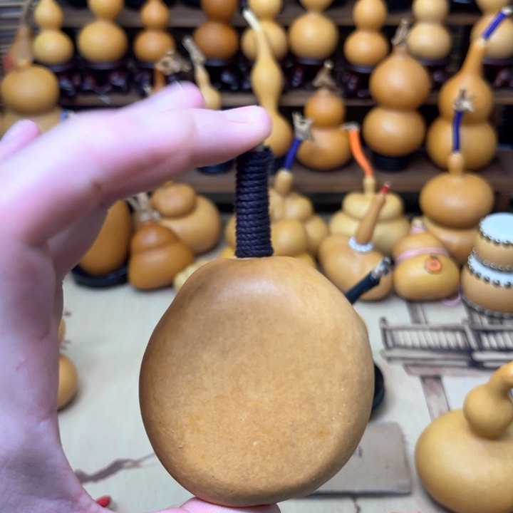 苹果夹扁微瑕厚皮不响籽20