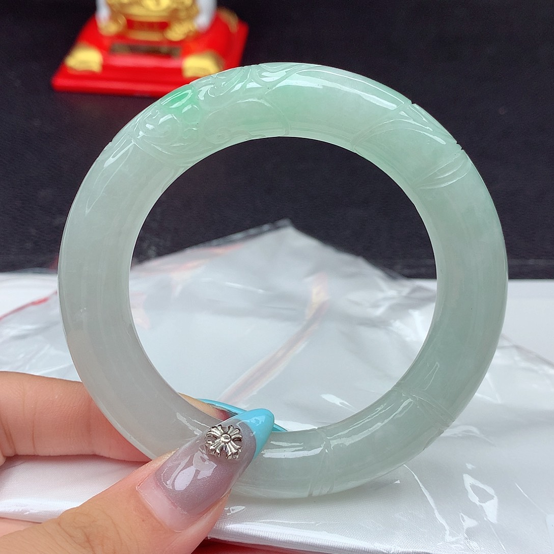 翡翠手镯未镶嵌翡翠56.6冰晴水精雕花胖圆