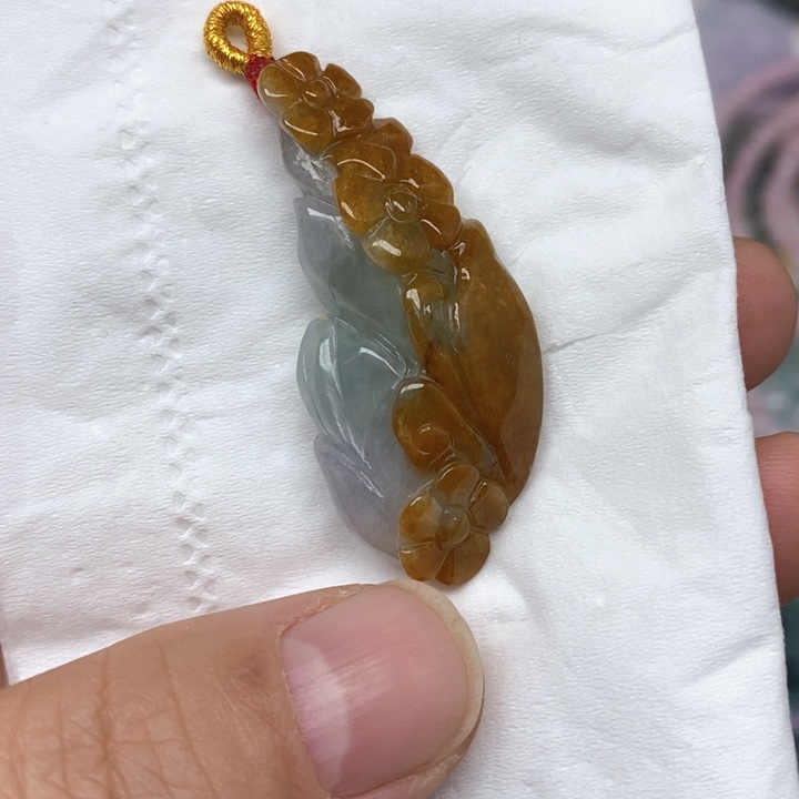 翡翠未镶嵌颈饰19号