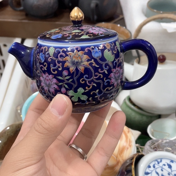 陶瓷茶具全部清清完回家过年