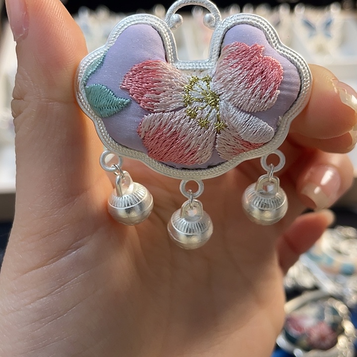 织绣非遗刺绣饰品