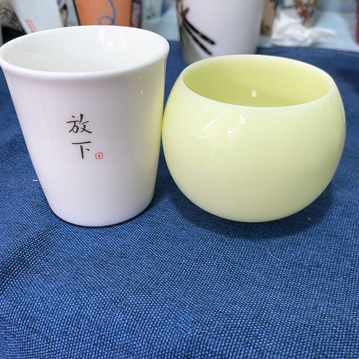 两个主人杯一白一黄