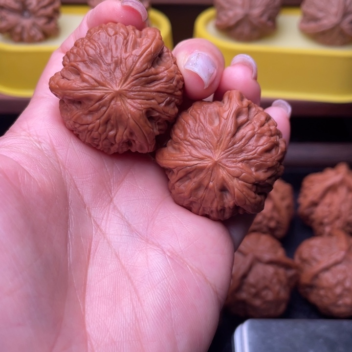 周***周文玩核桃吊坠铁锤奔