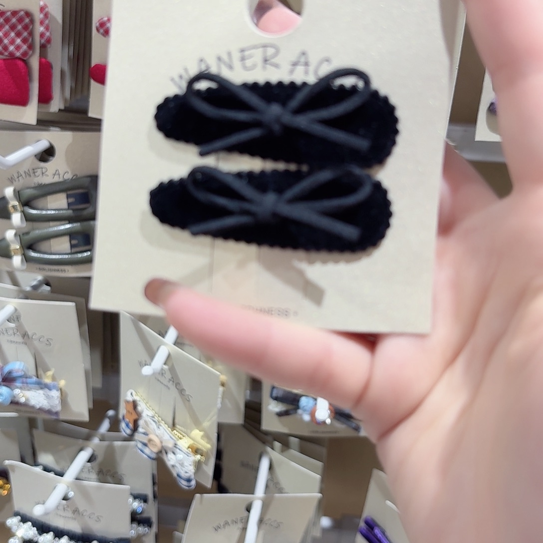 皮质铁合金蝴蝶结