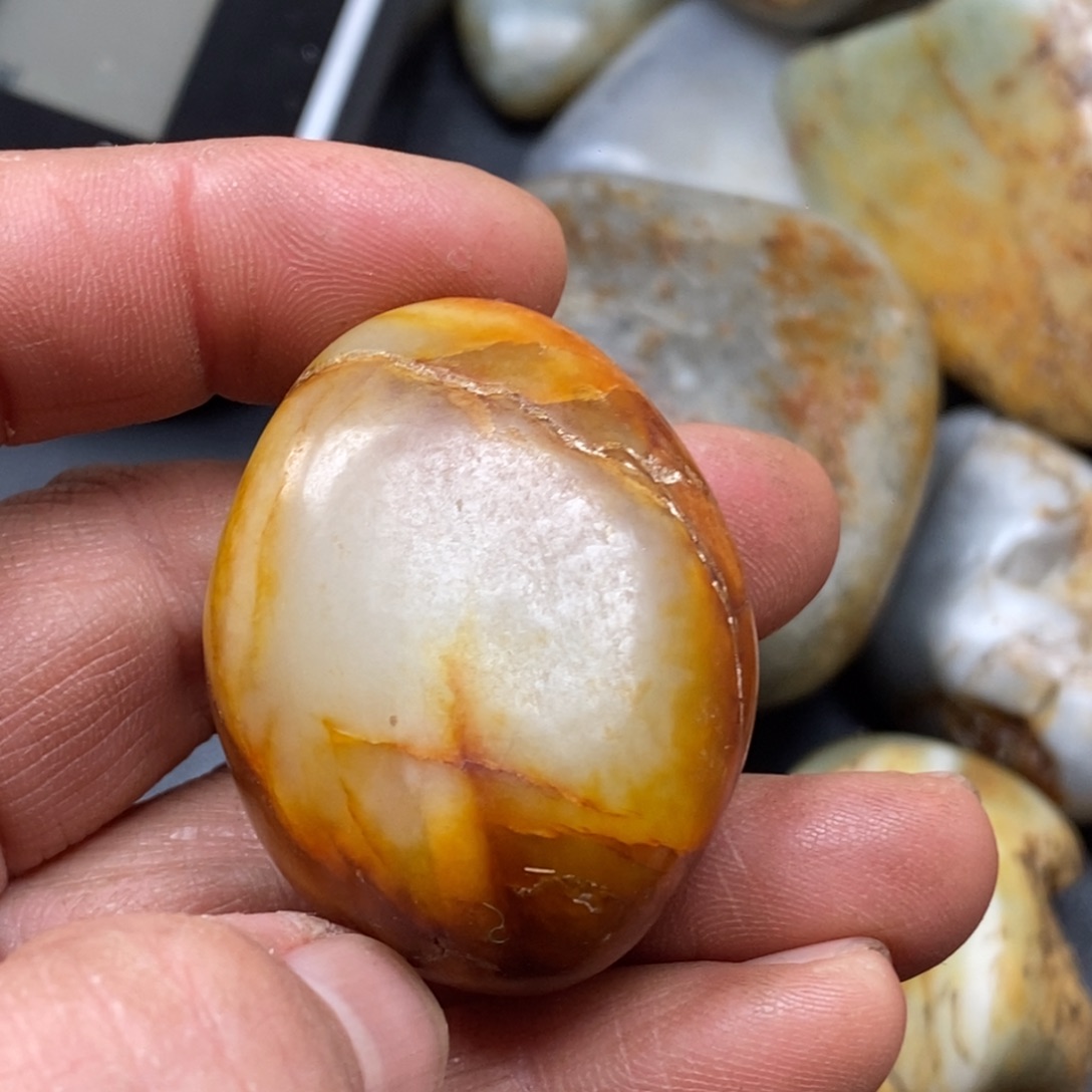 和田玉（糖玉）挂件未镶嵌