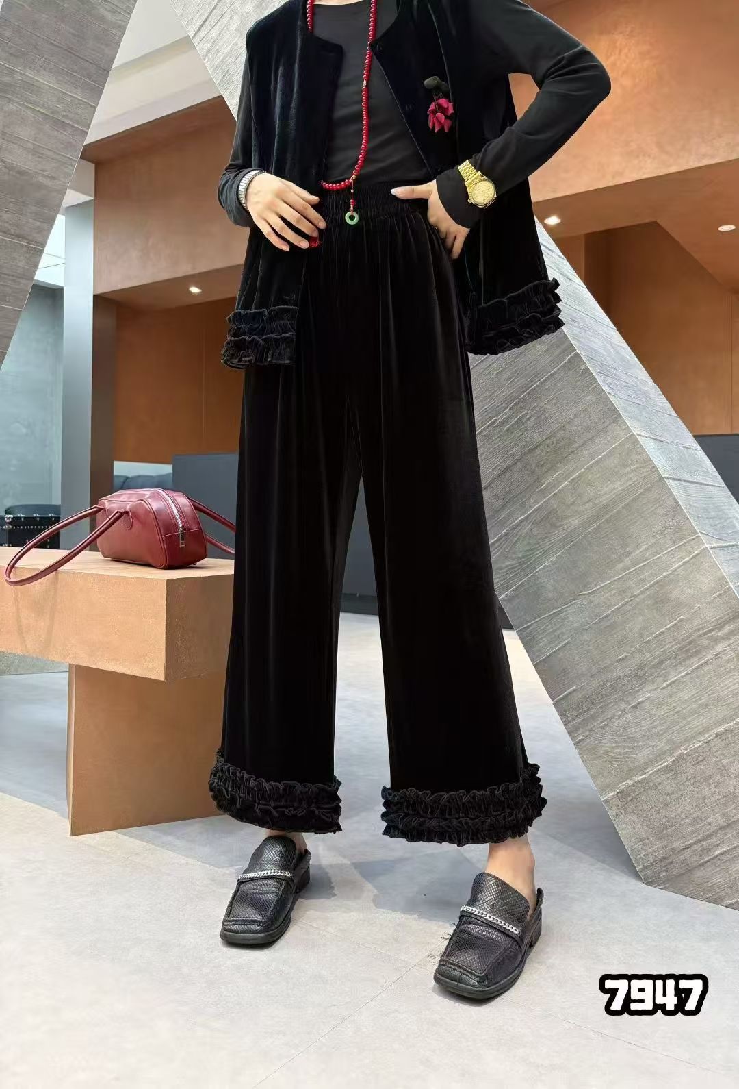 芃7947丝绒拼接木耳边直筒裤秋季大码胖mm长裤洋气时尚