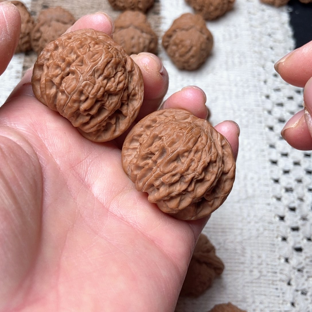 桃核吊坠42山地红皮磨盘