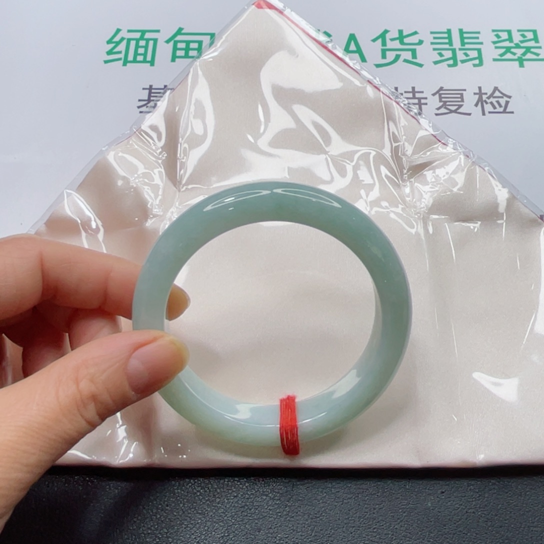未镶嵌手镯翡翠圈口55.7 宽12.4 厚9