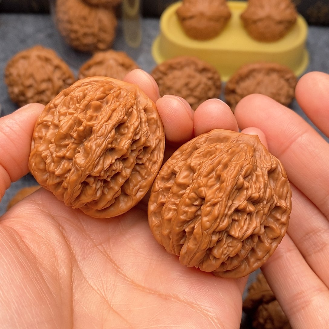 文玩核桃把件粗筋虎40尺45克