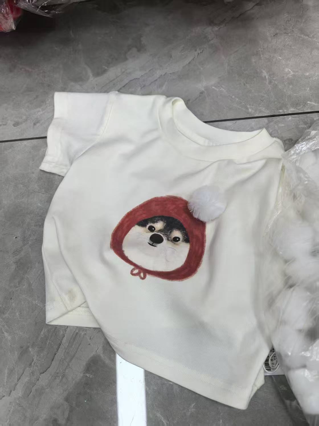 云小朵童装小狗短袖