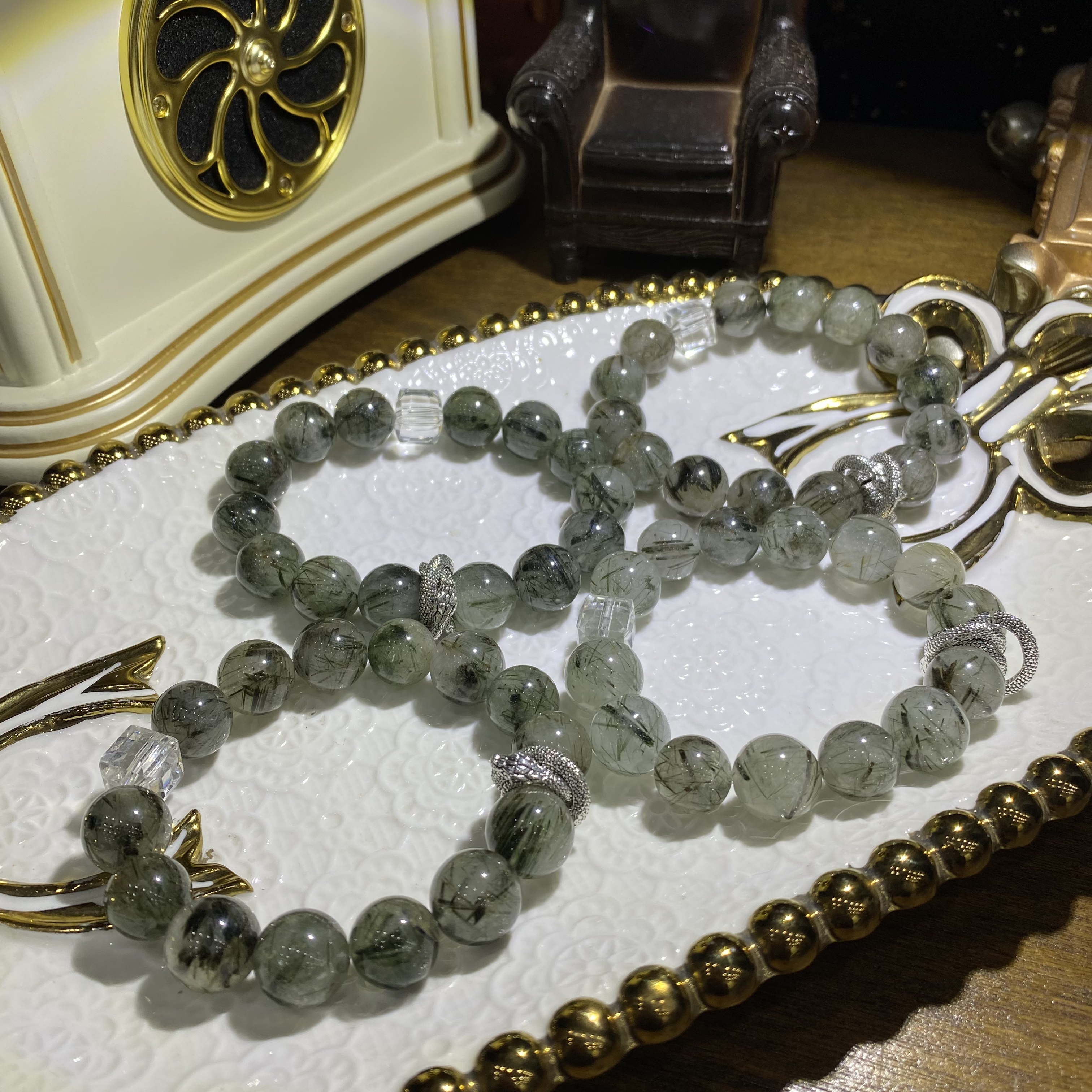 V372-高品质天然绿发晶手串设计款-多样性发其一