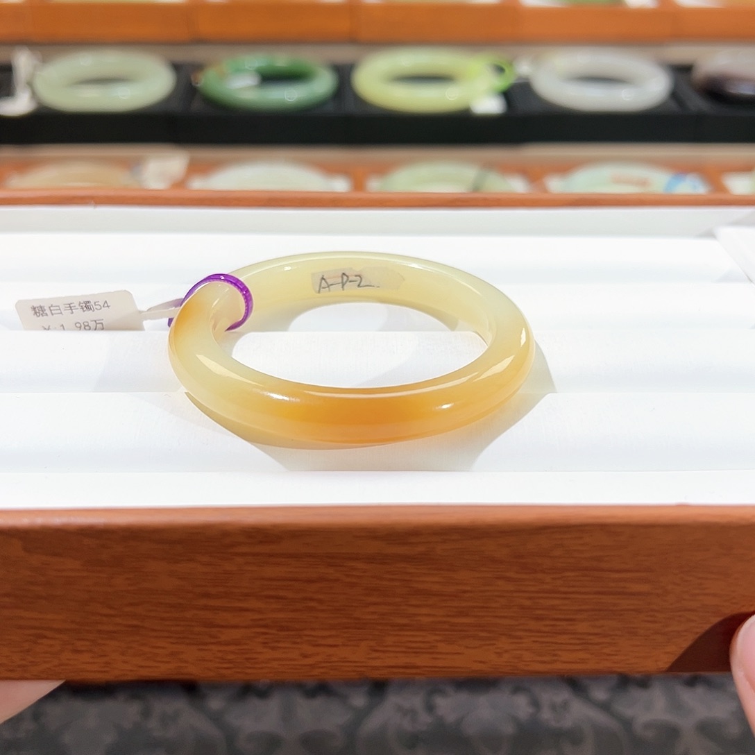 和田玉手镯未镶嵌  【糖白、红糖】