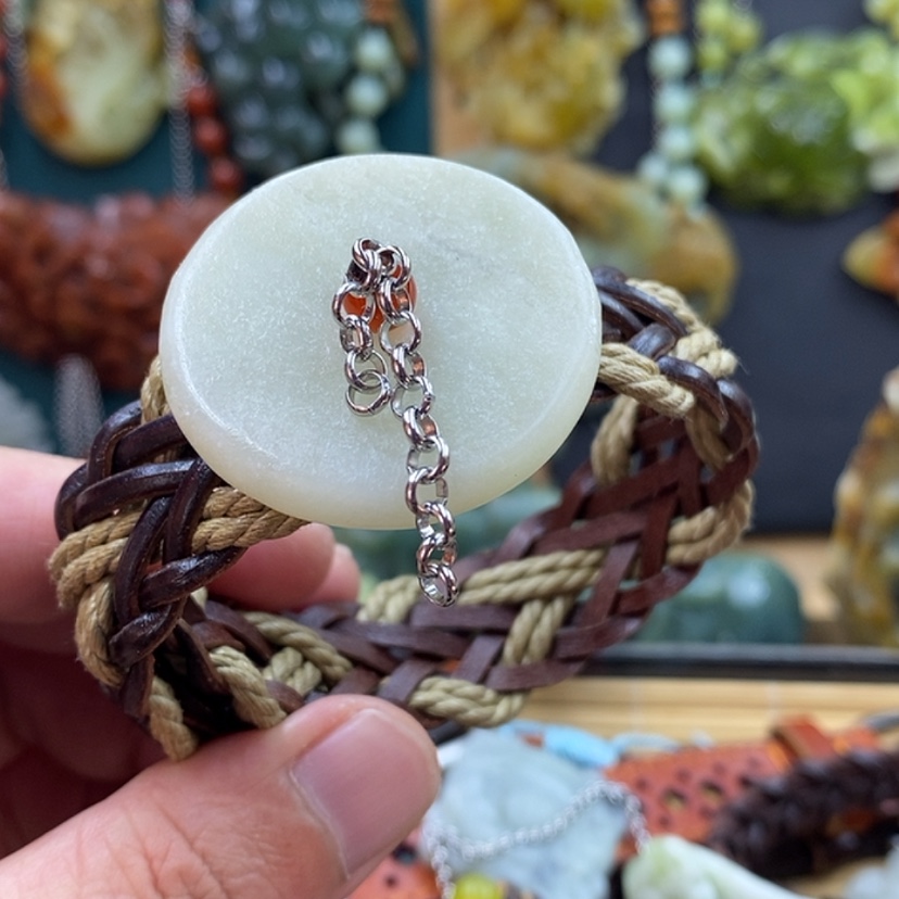 【闪购商品】未镶嵌岫玉手牌