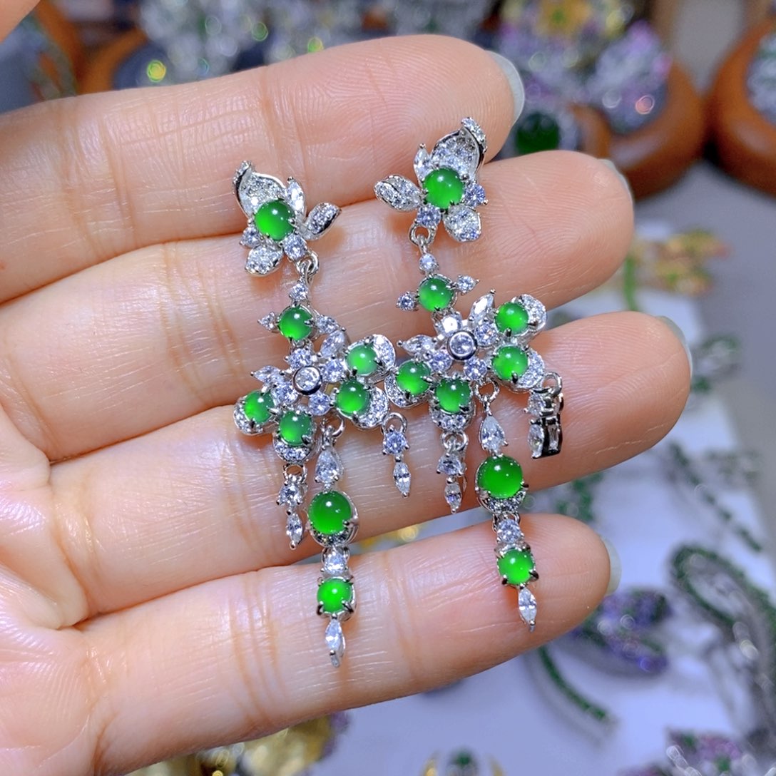 翡翠颈饰合金天然翡翠