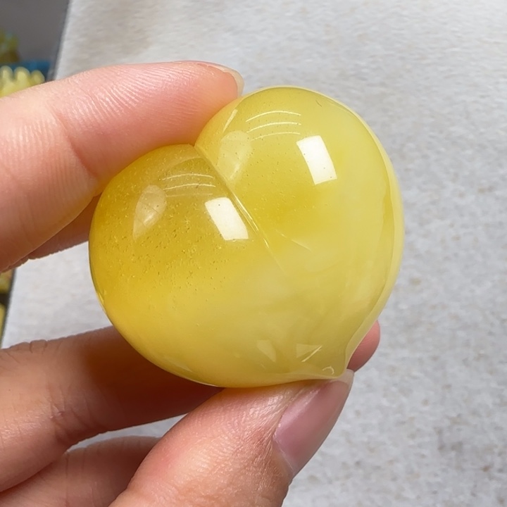 未镶嵌蜜蜡珠宝奇石