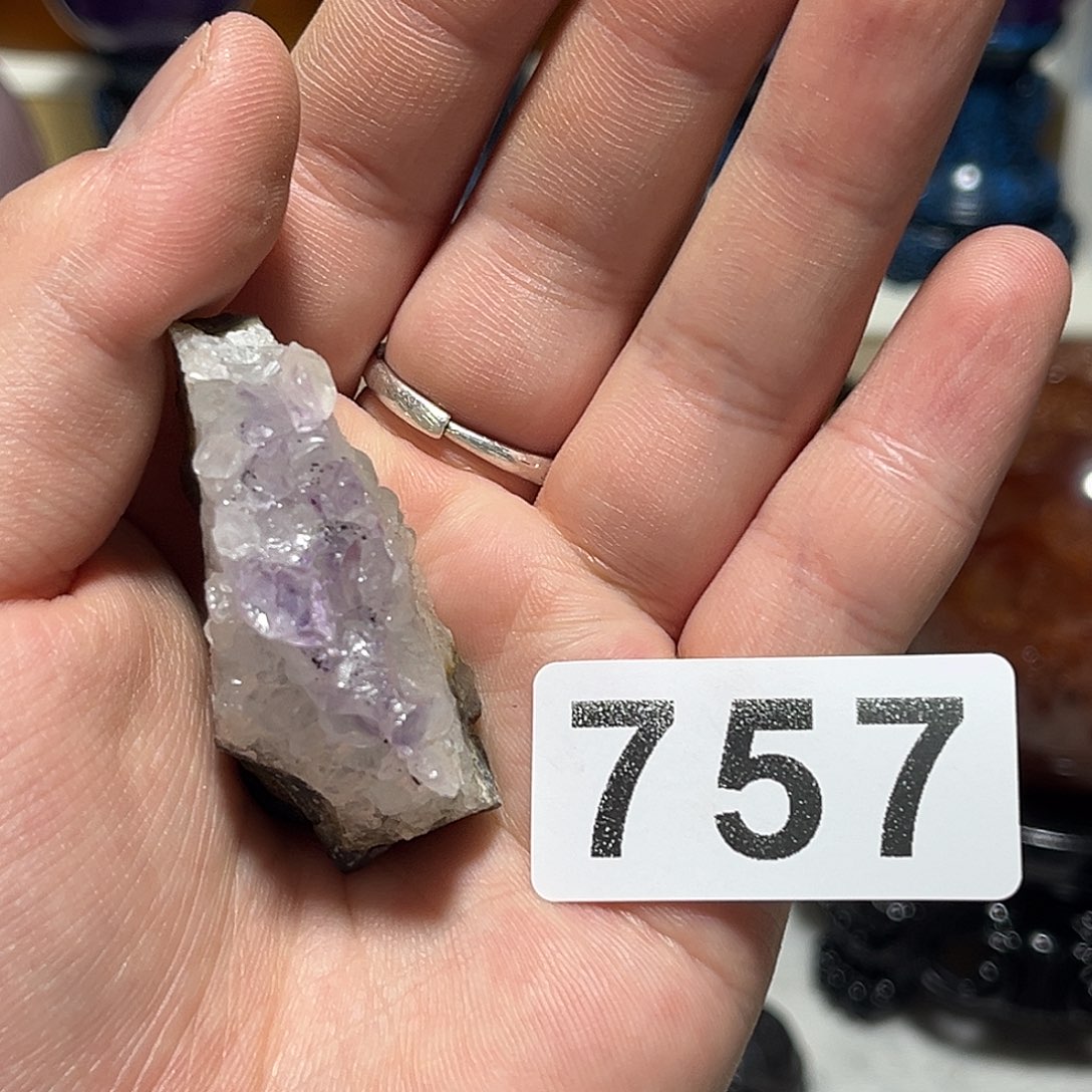 未镶嵌水晶大型摆件（非配饰）