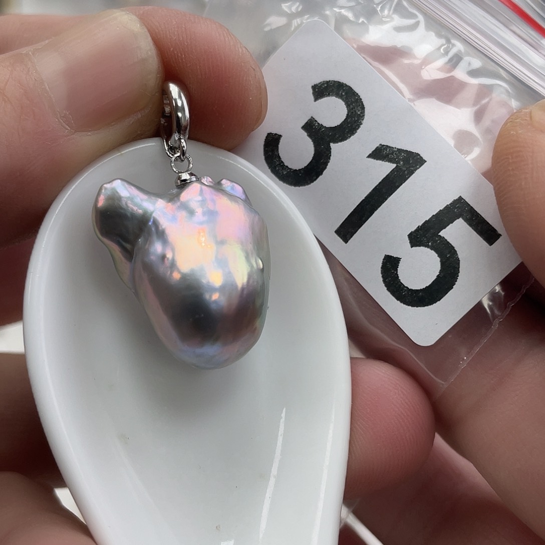 淡水珍珠颈饰未镶嵌