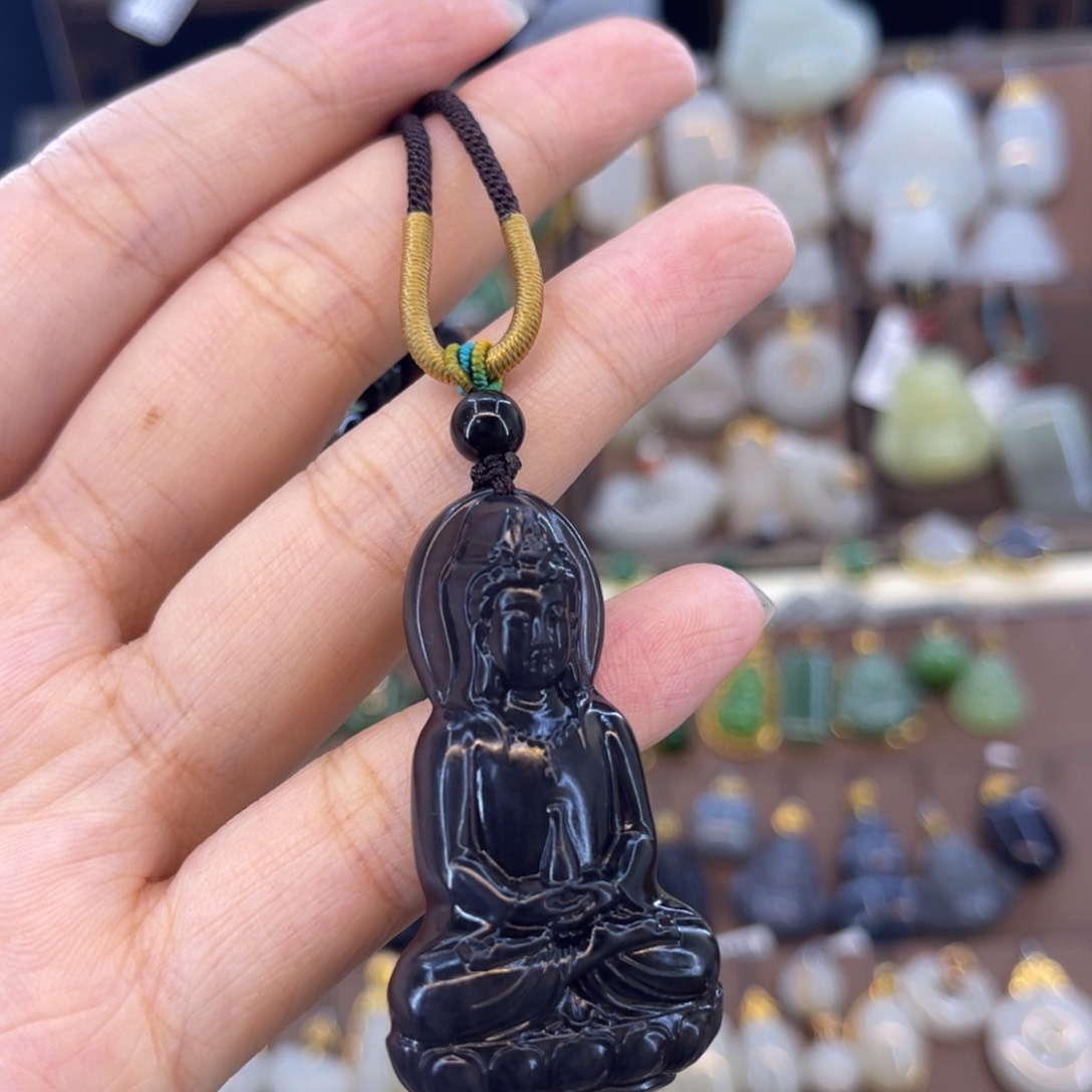 和田玉吊坠未镶嵌