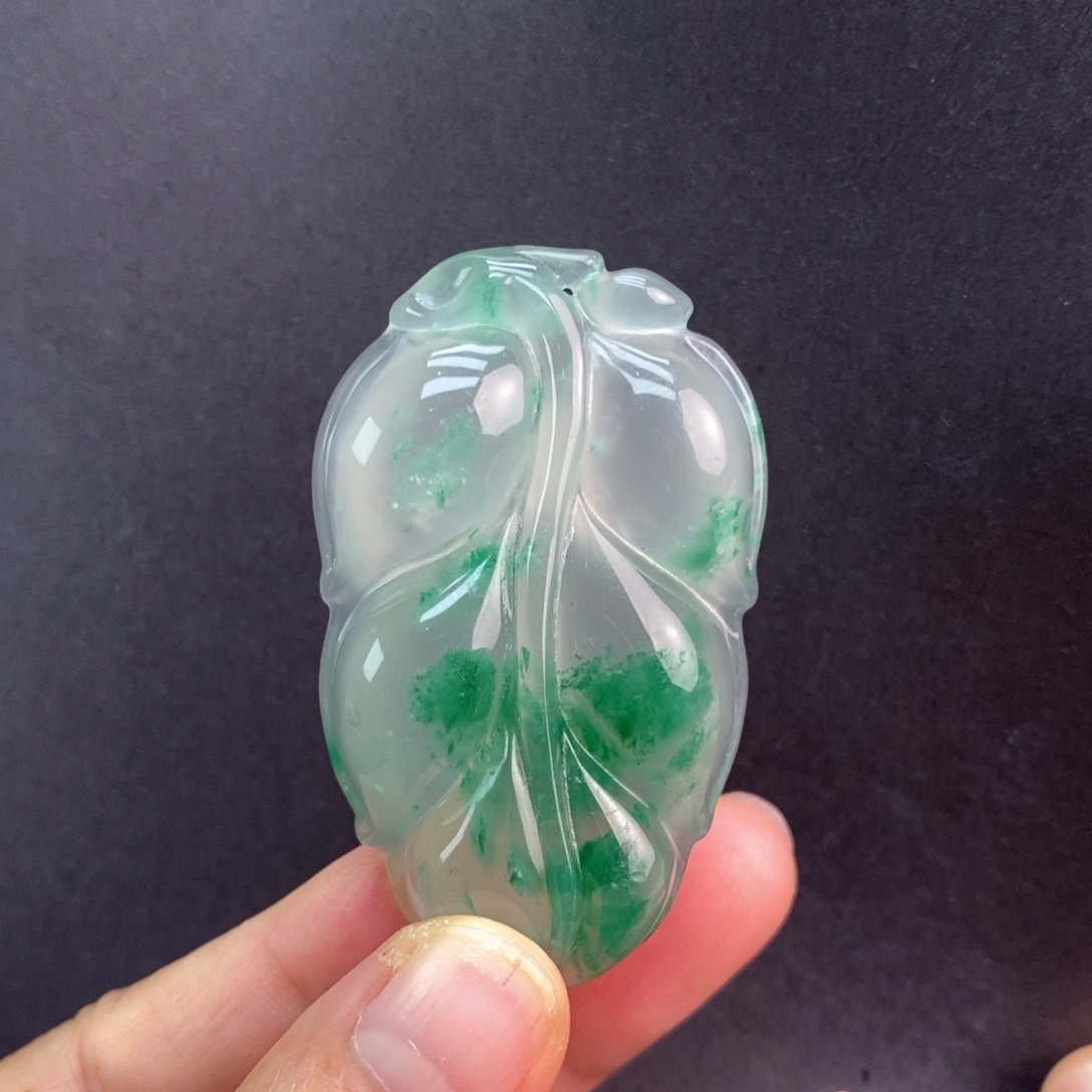 石英质玉颈饰未镶嵌