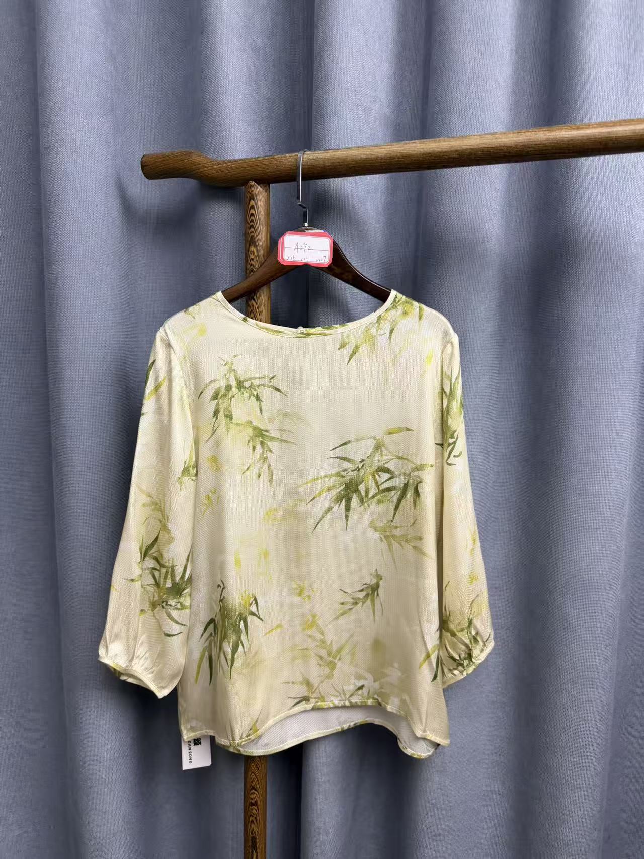 夏季新款休闲时尚圆领桑蚕丝七分袖上衣女A092