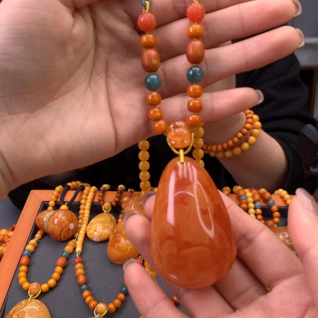 蜜蜡颈饰未镶嵌水滴