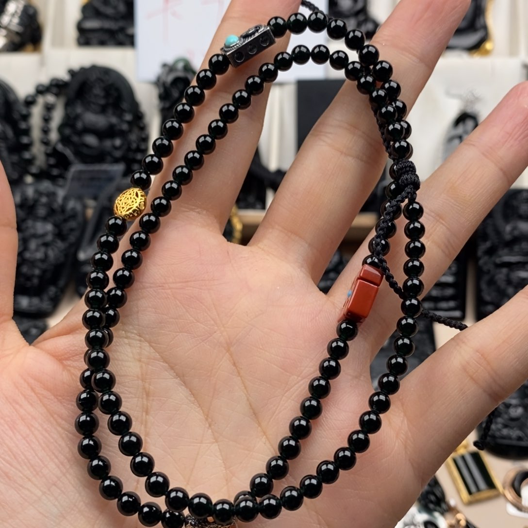 【闪购商品】翡翠挂件未镶嵌哦****?珠串