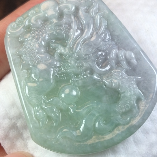 翡翠未镶嵌颈饰缅甸A货，每天下午1点半开播