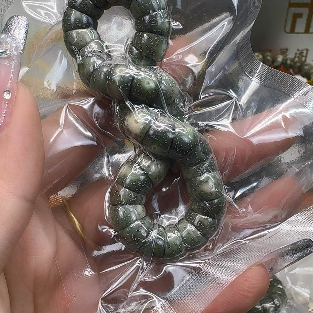 星月菩提手串52荣耀绿星月菩提猪大肠10单圈