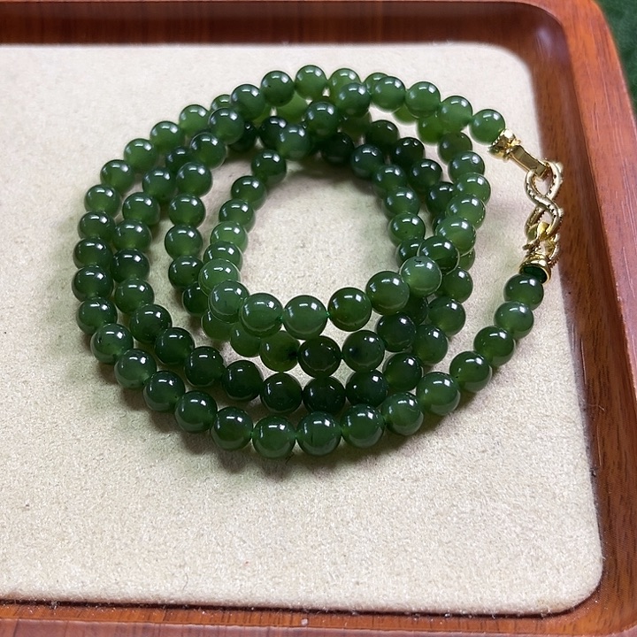 和田玉（碧玉）未镶嵌颈饰