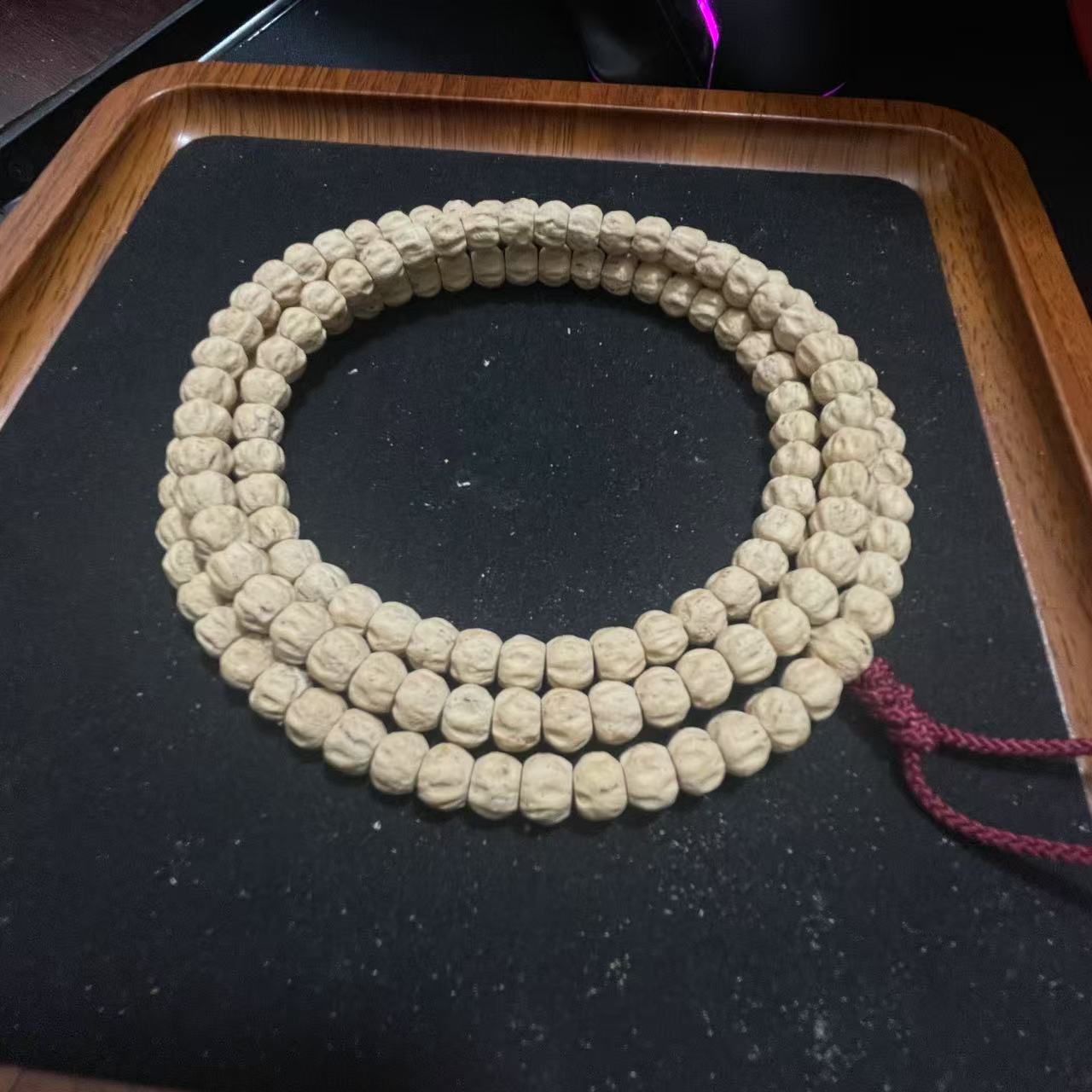 热振高密莲花桩百香籽脖挂珠串