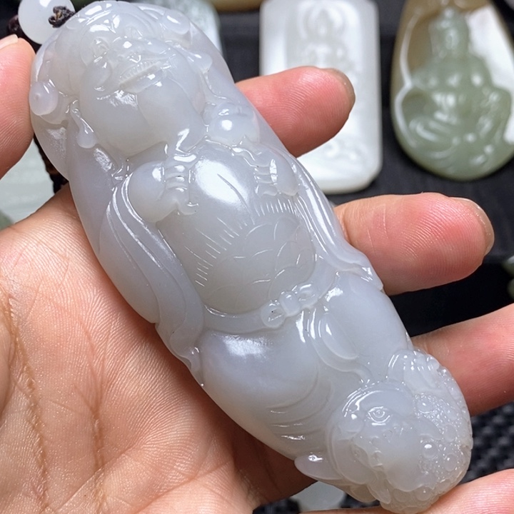 颈饰未镶嵌和田玉