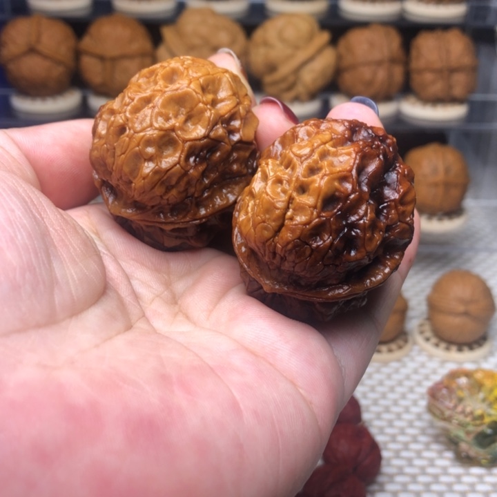 文玩核桃把件35老招财41+