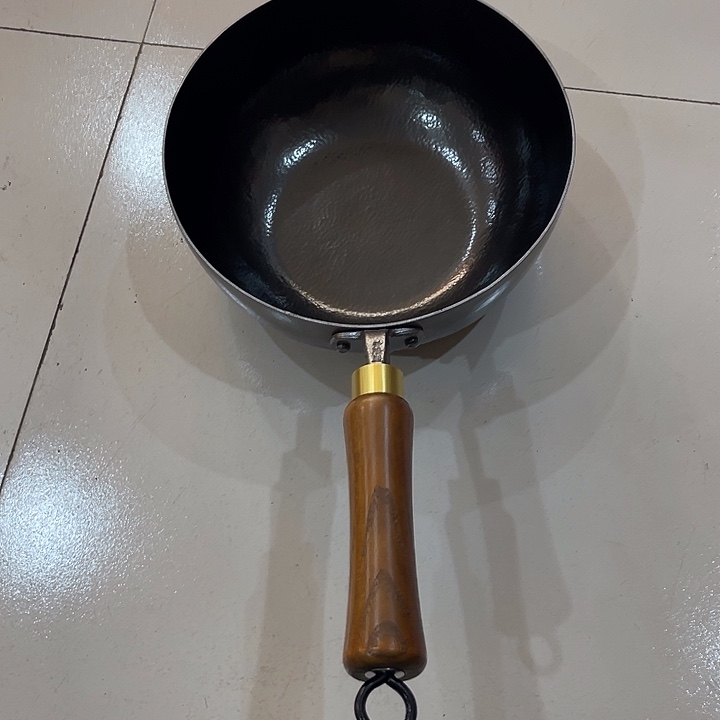 笨***孩熟铁24奶锅微瑕特价不退换